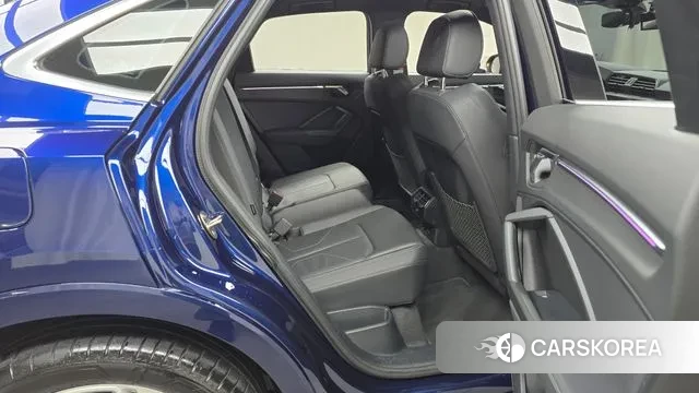 Audi Q3 (F3) 2023 Синий из Кореи, фото 3