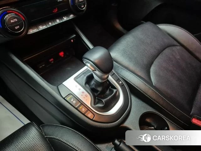 Kia The New K3 2nd generation 2021 Белый из Кореи, фото 3