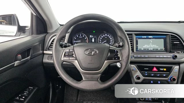 Hyundai Avante AD 2018 Белый из Кореи, фото 3