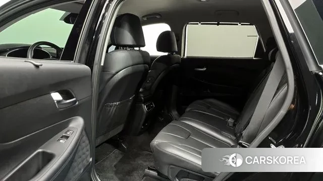 Hyundai The New Santa Fe 2023 Черный из Кореи, фото 3