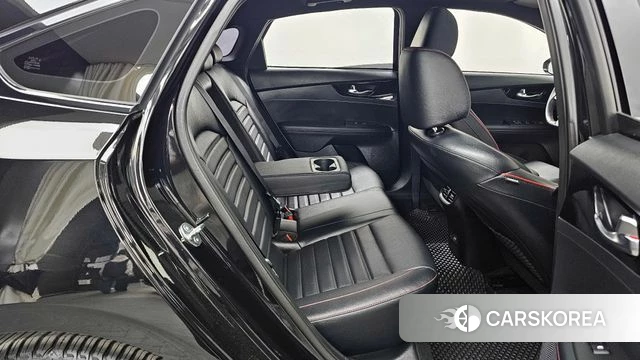 Kia The New K3 2nd generation 2024 Черный из Кореи, фото 3