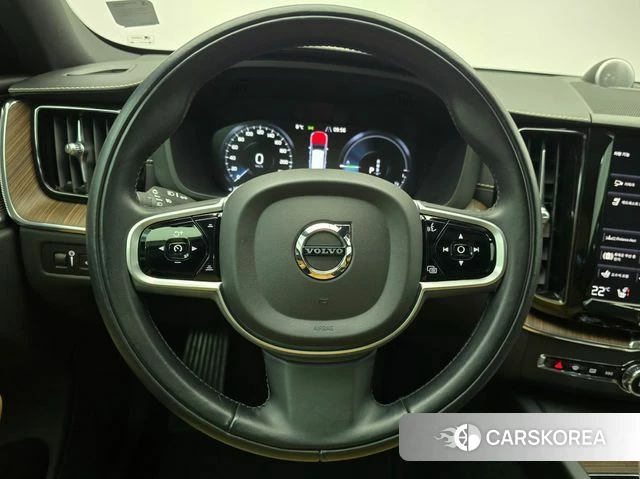 Volvo XC60 second Generation 2021 Синий из Кореи, фото 3