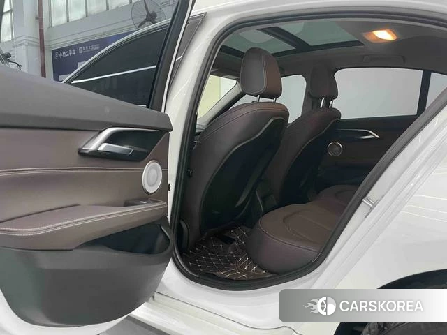 BMW 1 series 2023 Белый из Китая, фото 3