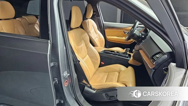 Volvo XC90 second Generation 2019 Серебристо-серый из Кореи, фото 3