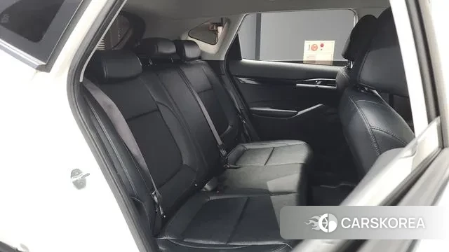 Kia Seltos 2022 Белый из Кореи, фото 3