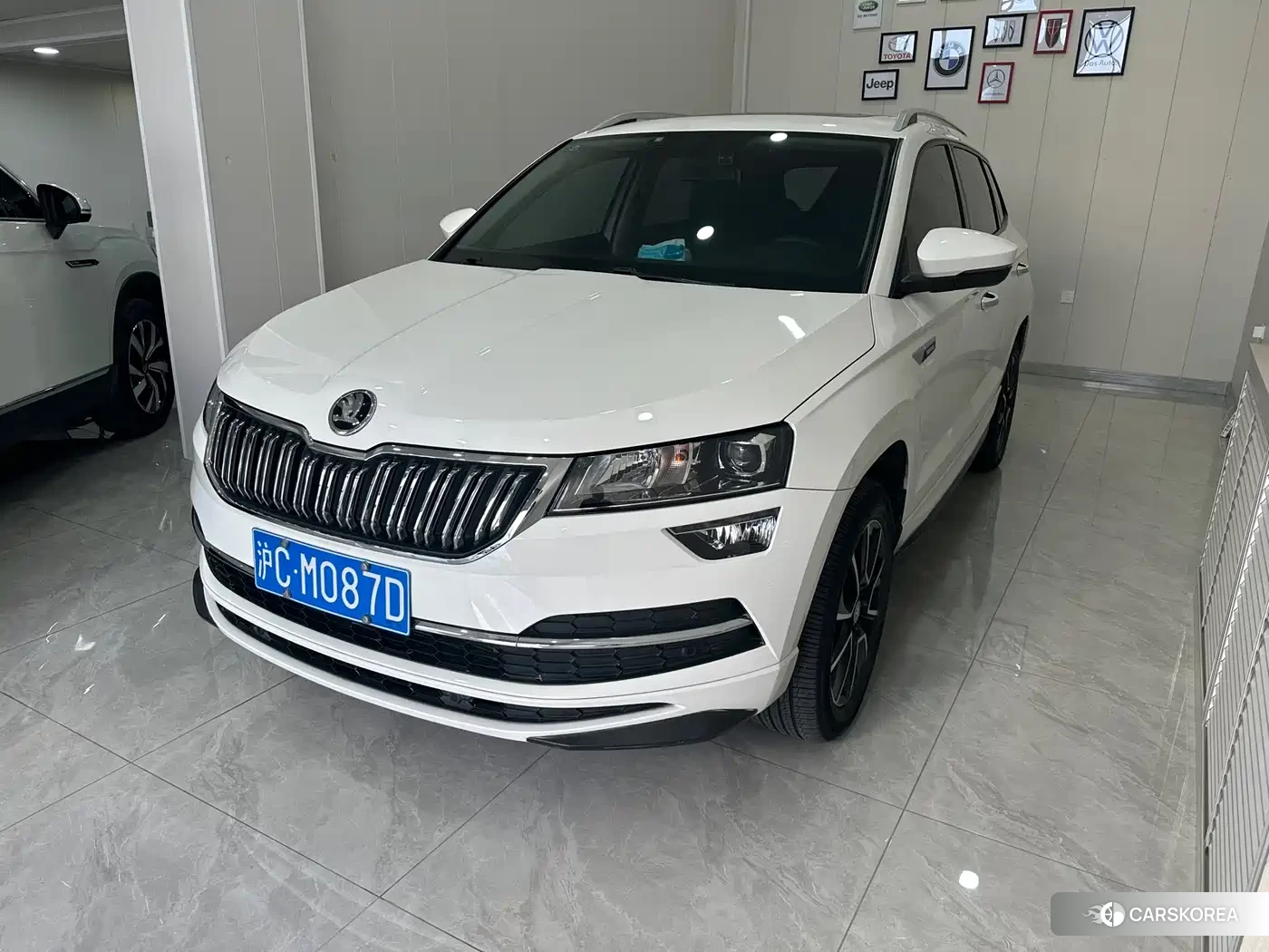 Skoda Krok 2023 Белый из Китая, фото 3