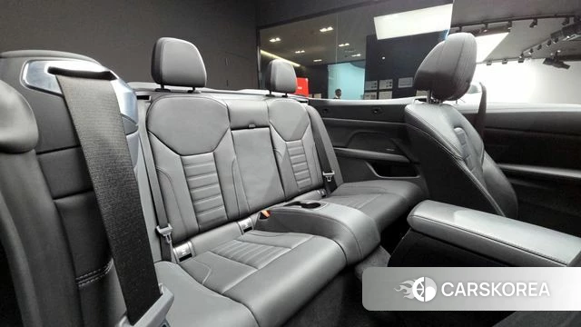 BMW 4 Series (G22) 2025 Черный из Кореи, фото 3