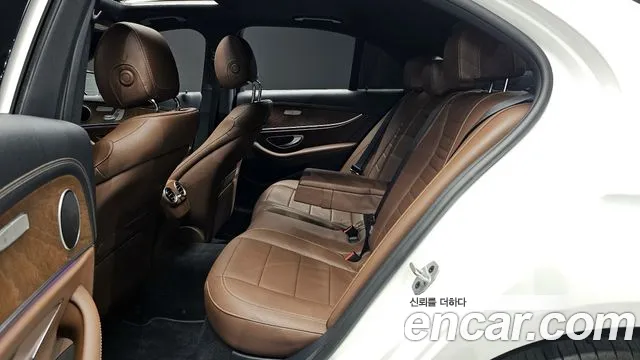 Mercedes-Benz E-Class W213 2021 Белый из Кореи, фото 3