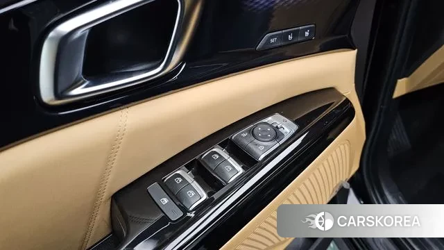 Kia Carnival 4th generation 2023 Черный из Кореи, фото 3