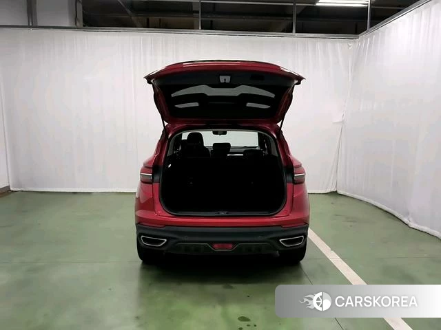 Geely Automobile Binyue 2019 Красный из Китая, фото 3