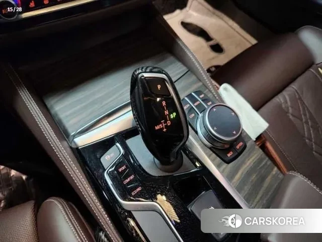 BMW 5 Series (G30) 2020 Белый из Кореи, фото 3