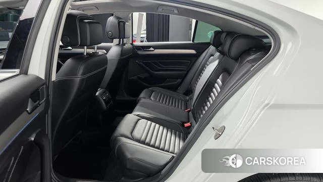 Volkswagen Passat GT (B8) 2021 Белый из Кореи, фото 3