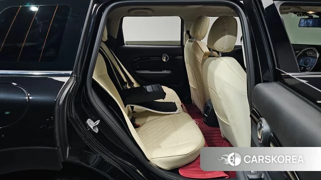 Mini Cooper Clubman 2024 Черный из Кореи, фото 3