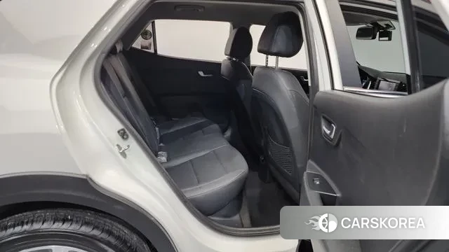 Kia Stonic 2020 Белый из Кореи, фото 3