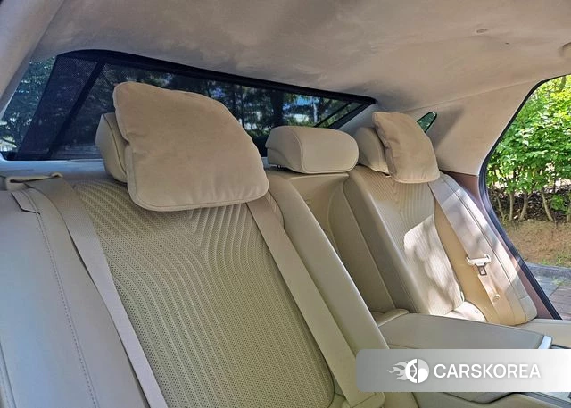 Hyundai Grandeur (GN7) 2022 Серебристо-серый из Кореи, фото 3