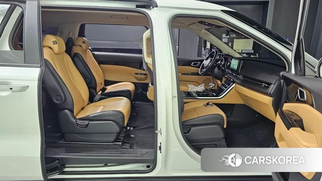 Kia Carnival 4th generation 2022 Белый из Кореи, фото 3