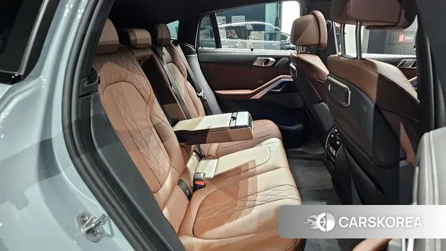 BMW X6 (G06) 2024 Цвет галактики из Кореи, фото 3