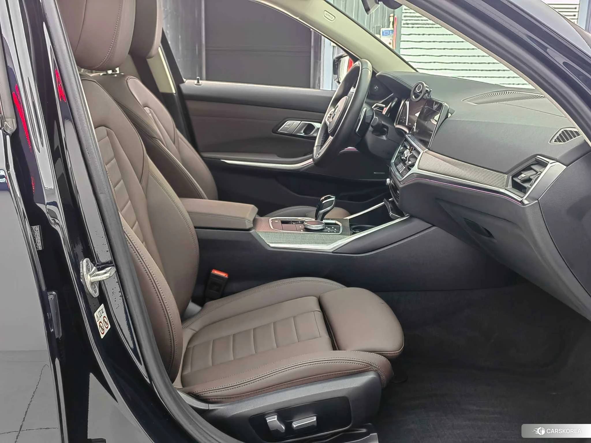 BMW 3 series 2020 Черный из Китая, фото 3