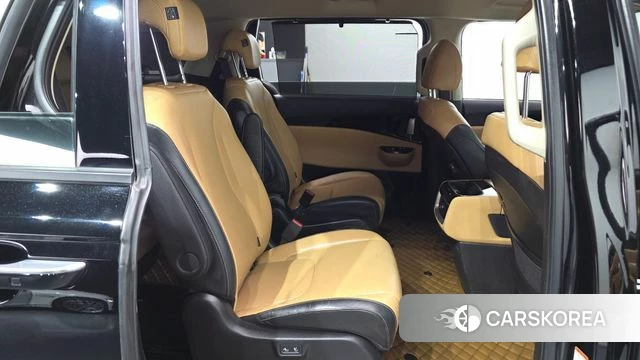 Kia Carnival 4th generation 2022 Черный из Кореи, фото 3