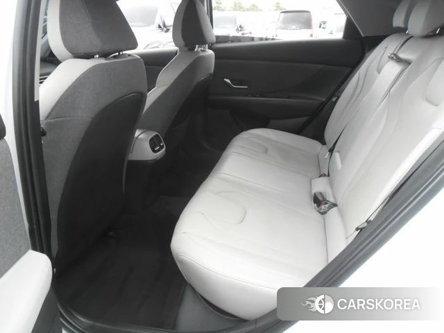 Hyundai Avante (CN7) 2021 Белый из Кореи, фото 3