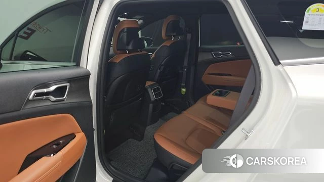 Kia Sportage 5th Generation 2024 Белый из Кореи, фото 3
