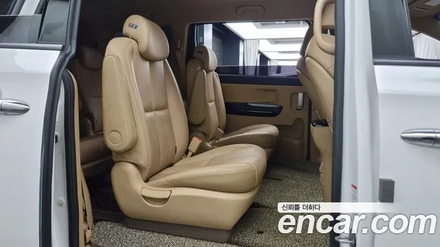 Kia The New Carnival 2018 Белый из Кореи, фото 3