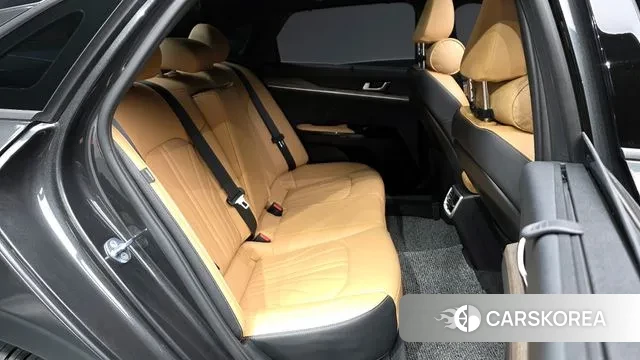 Kia K5 3rd generation 2022 Серый из Кореи, фото 3