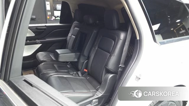 Lincoln Aviator 2nd generation 2021 Белый из Кореи, фото 3