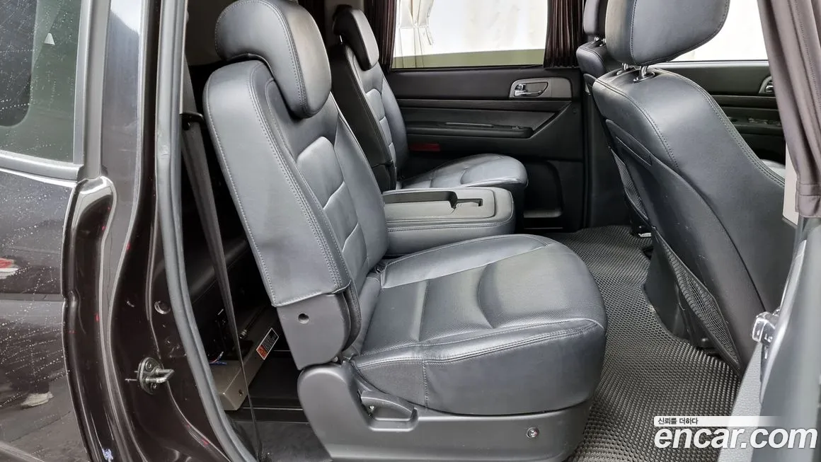 Ssangyong Korando Turismo 2018 из Кореи, фото 3