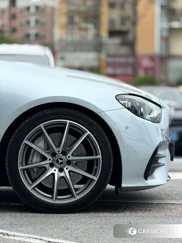 Mercedes-Benz E-class (imported) 2021 Серебристо-серый из Китая, фото 3