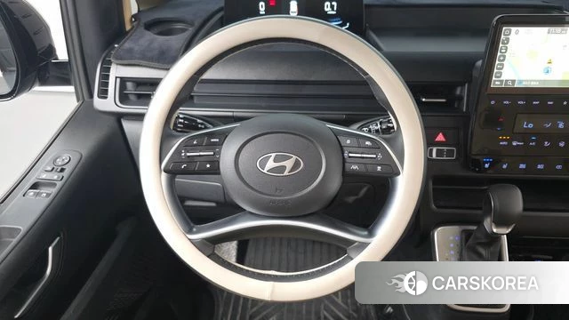 Hyundai Staria 2024 Черный из Кореи, фото 3