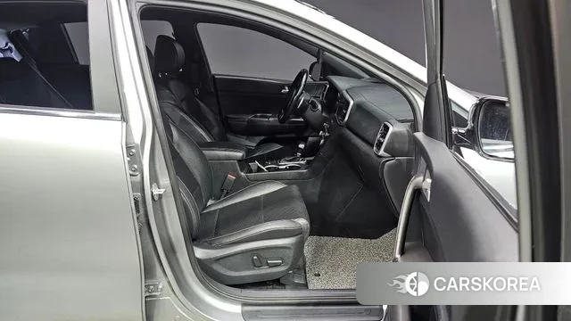 Kia Sportage The Bold 2020 Серебряный из Кореи, фото 3