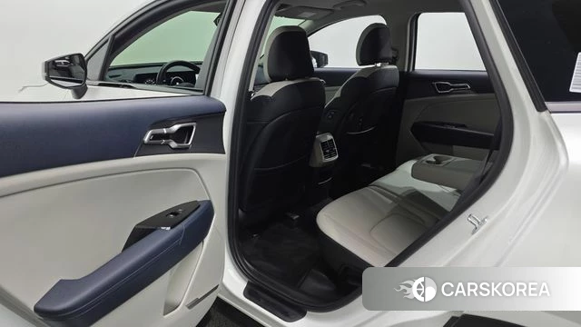 Kia Sportage 5th Generation 2021 Белый из Кореи, фото 3