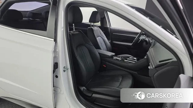 Hyundai Sonata (DN8) 2021 Белый из Кореи, фото 3