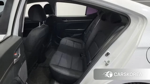 Hyundai Avante AD 2018 Белый из Кореи, фото 3