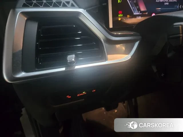 BMW X6 (G06) 2025 Черный из Кореи, фото 3