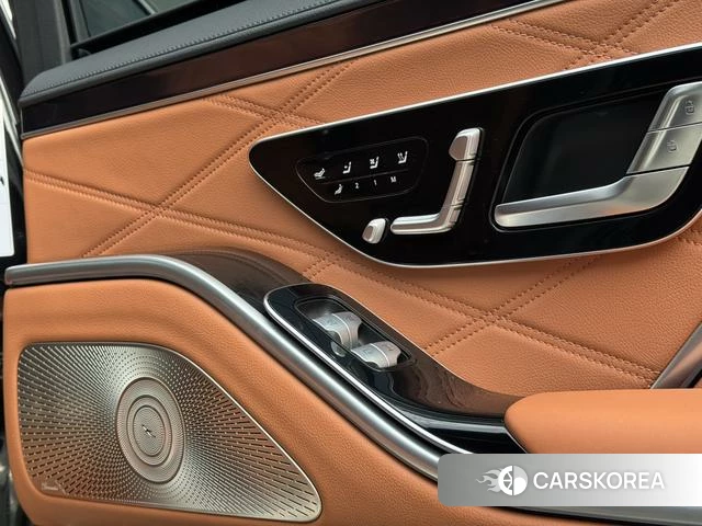 Mercedes-Benz Maybach S-class 2023 Черный из Китая, фото 3