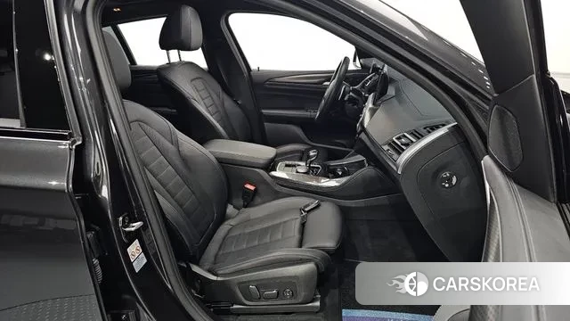 BMW X4 (G02) 2023 Серый из Кореи, фото 3