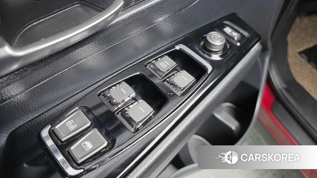 Ssangyong Beautiful Korando 2019 Красный из Кореи, фото 3