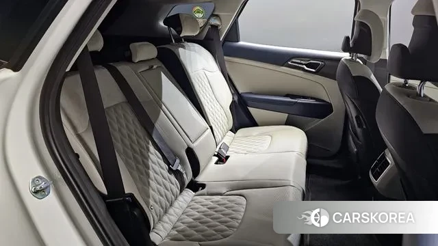 Kia Sportage 5th Generation Hybrid 2022 Белый из Кореи, фото 3