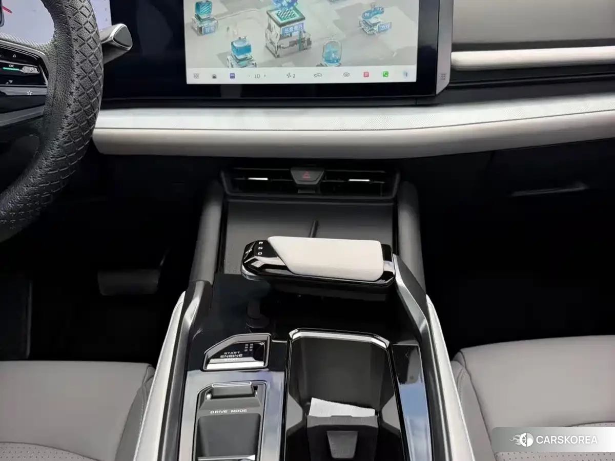 Chang'an UNI-T 2023 Черный из Китая, фото 3
