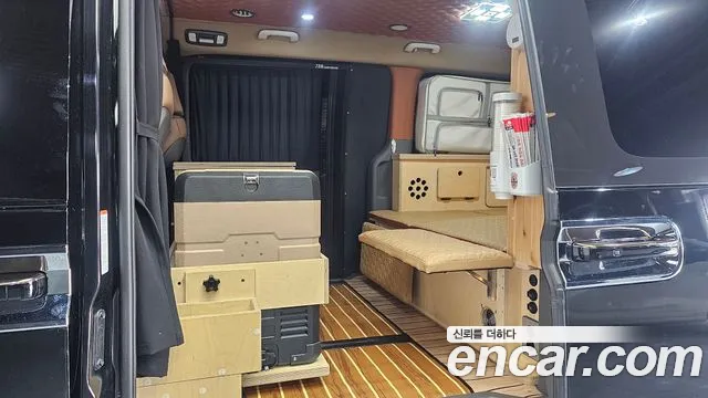 Hyundai Staria 2022 Черный из Кореи, фото 3