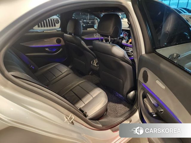 Mercedes-Benz E-Class W213 2020 Серебряный из Кореи, фото 3