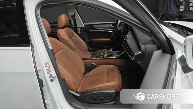 Audi A6 (C8) 2020 Белый из Кореи, фото 3