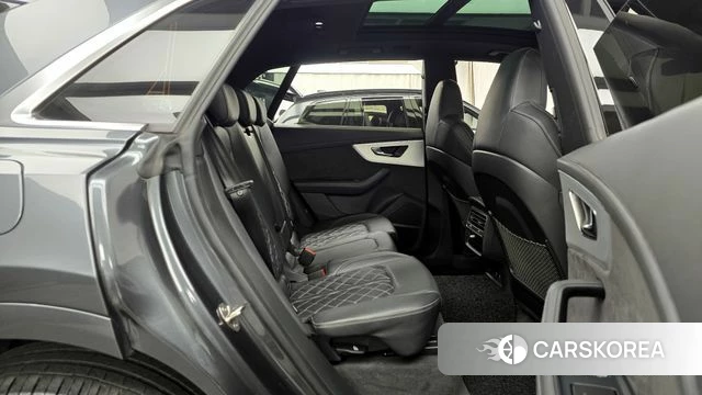 Audi Q8 (4M) 2021 Серый из Кореи, фото 3