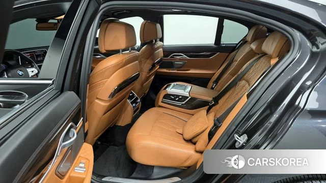 BMW 7 Series (G11) 2020 Серый из Кореи, фото 3