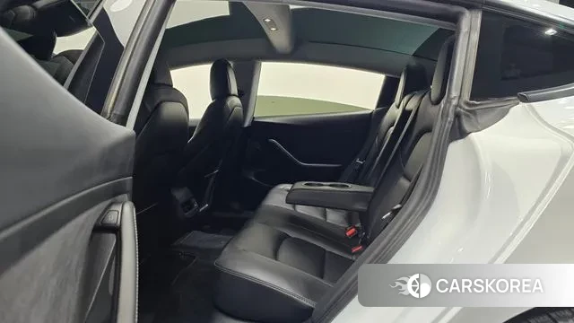 Tesla Model 3 2021 Белый из Кореи, фото 3