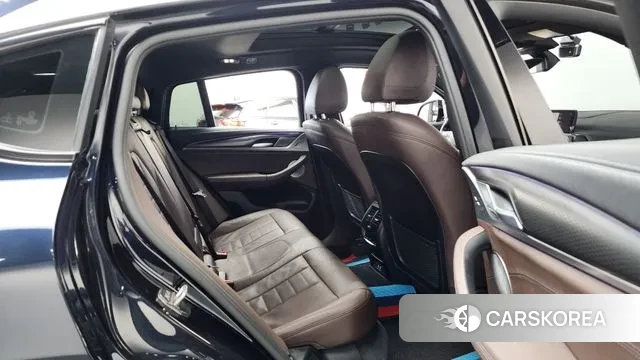 BMW X4 (G02) 2021 Черный из Кореи, фото 3