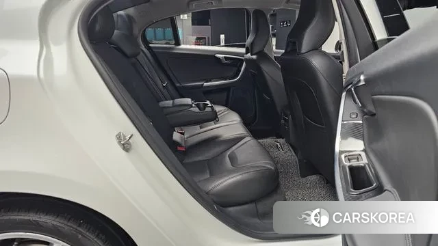 Volvo S60 2018 Белый из Кореи, фото 3