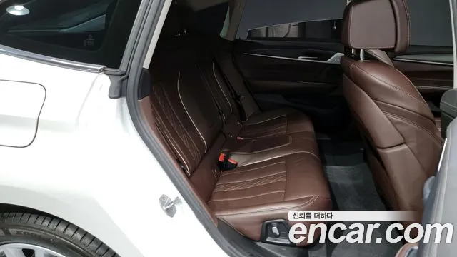 BMW 6 Series GT (G32) 2021 Белый из Кореи, фото 3